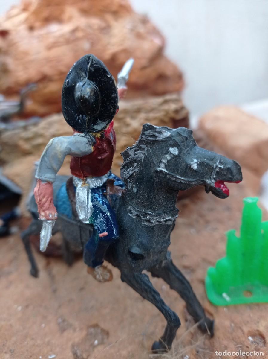 Figuras de goma y PVC: Vaquero y caballo de comansi - Foto 2
