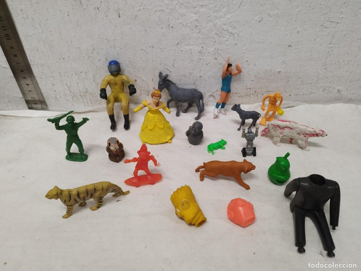 Figuras de goma y PVC: Lote de 19 piezas, juguetes varios.Tal cual se ven en las fotos.