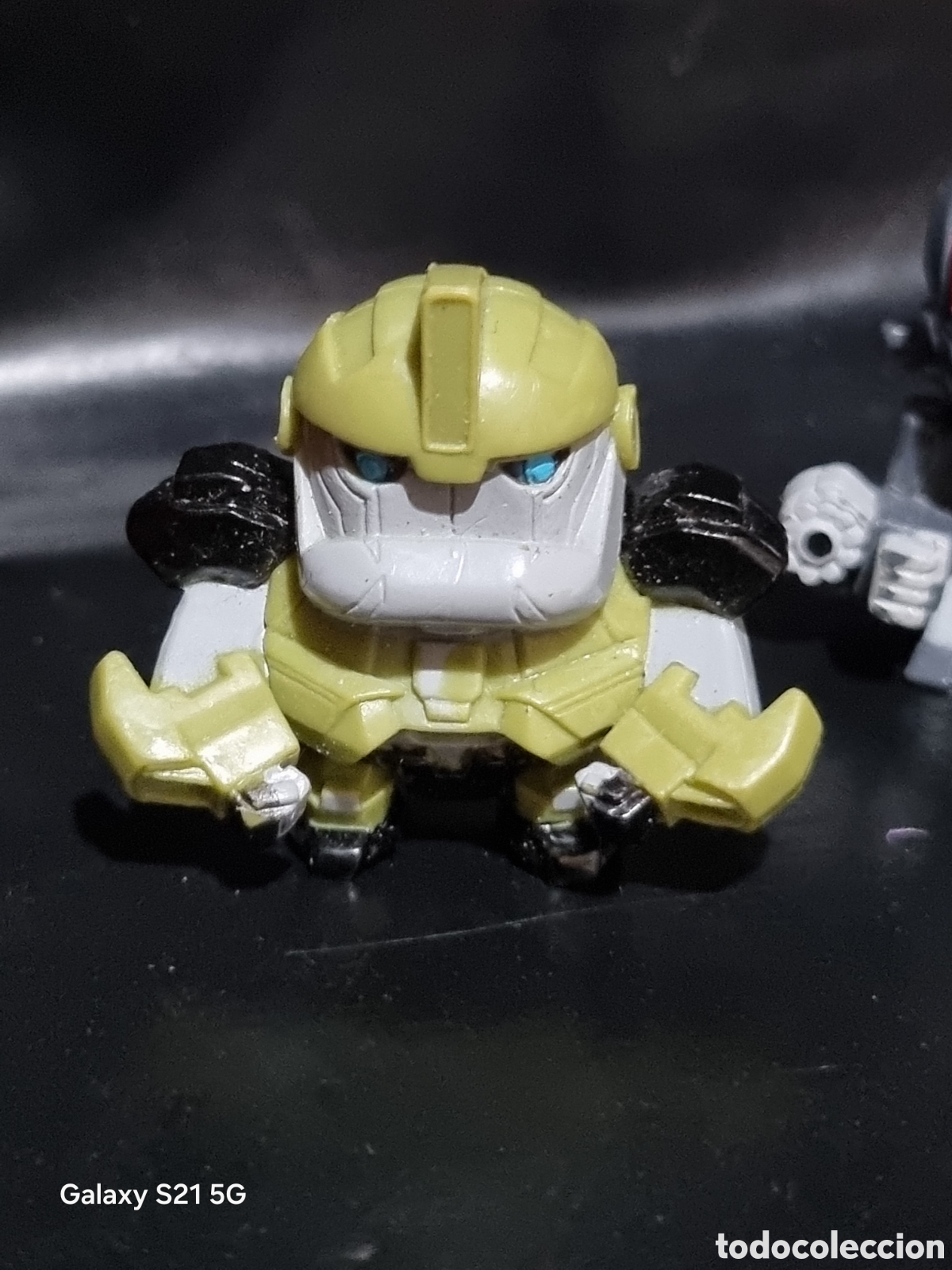Figuras de goma y PVC: LOTE DE 3 MINI FIGURAS ROBOTS - Foto 2
