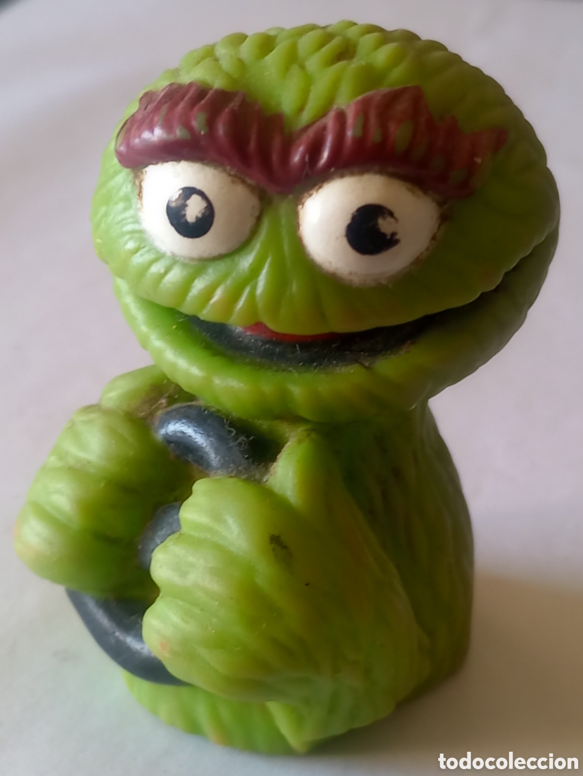 Figurines en Caoutchouc et PVC: Figura Muppets &Oacute;scar el gru&ntilde;&oacute;n conductor
