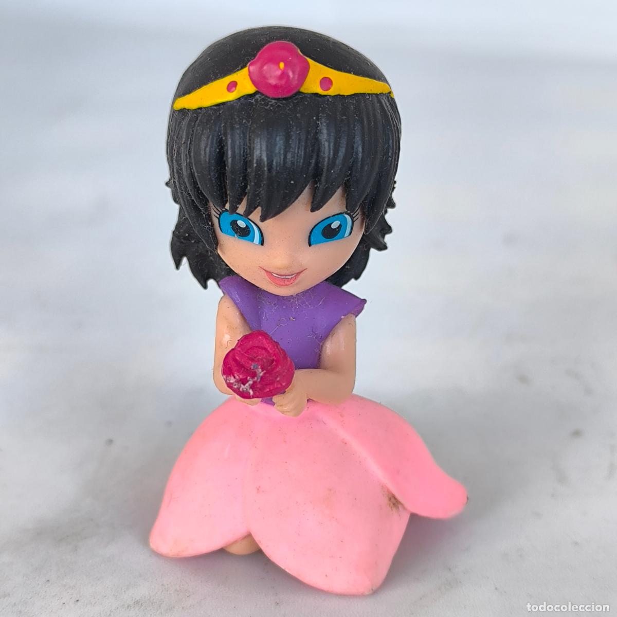 Figuras de goma y PVC: Magiki princesas del arco iris sorpresa - Foto 1