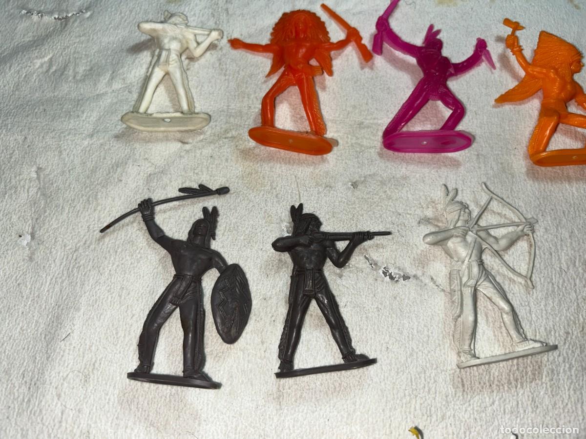 Figuras de goma y PVC: LOTE DE INDIOS DE COMANSI 2&ordf; EPOCA - Foto 2