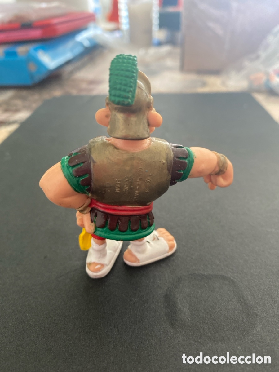 Figuras de goma y PVC: Figura pvc Centuri&oacute;n asterix y obelis - Foto 2