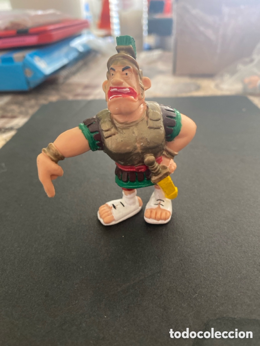 Figuras de goma y PVC: Figura pvc Centuri&oacute;n asterix y obelis - Foto 1
