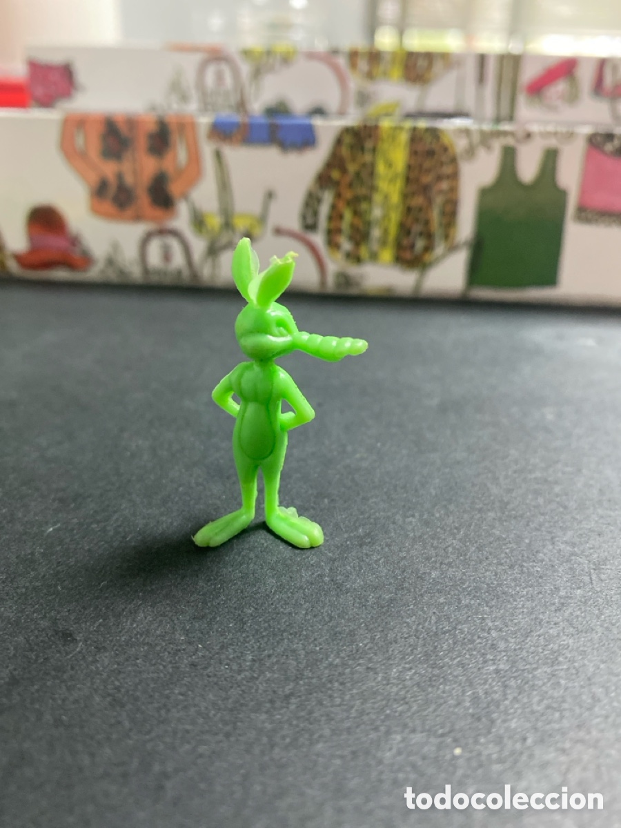 Figuras de goma y PVC: Figura Dunkin El Coyote - Foto 1