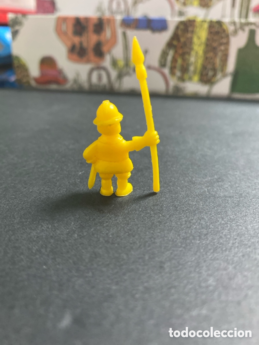 Figuras de goma y PVC: Figura Dunkin Dartakan - Foto 2