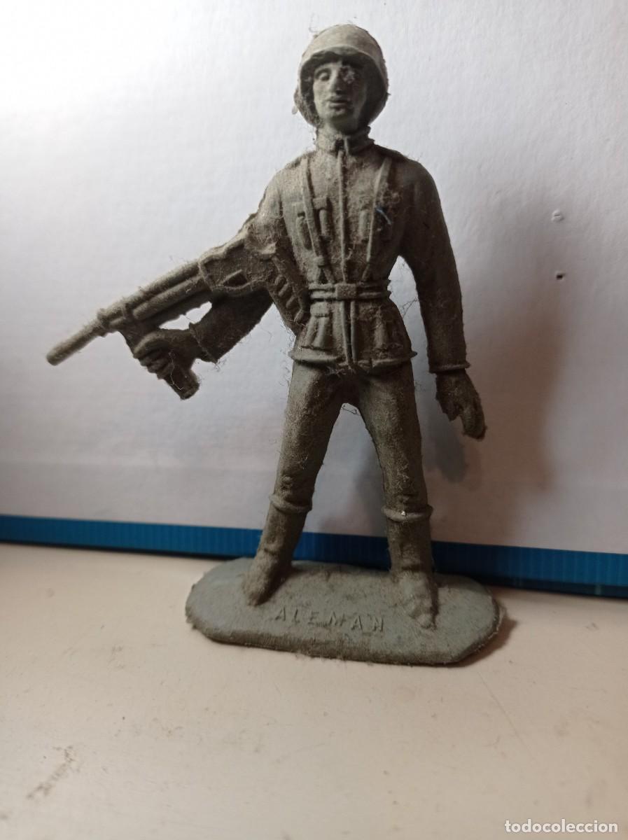 Figuras de goma y PVC: Soldado alem&aacute;n de comansi - Foto 1