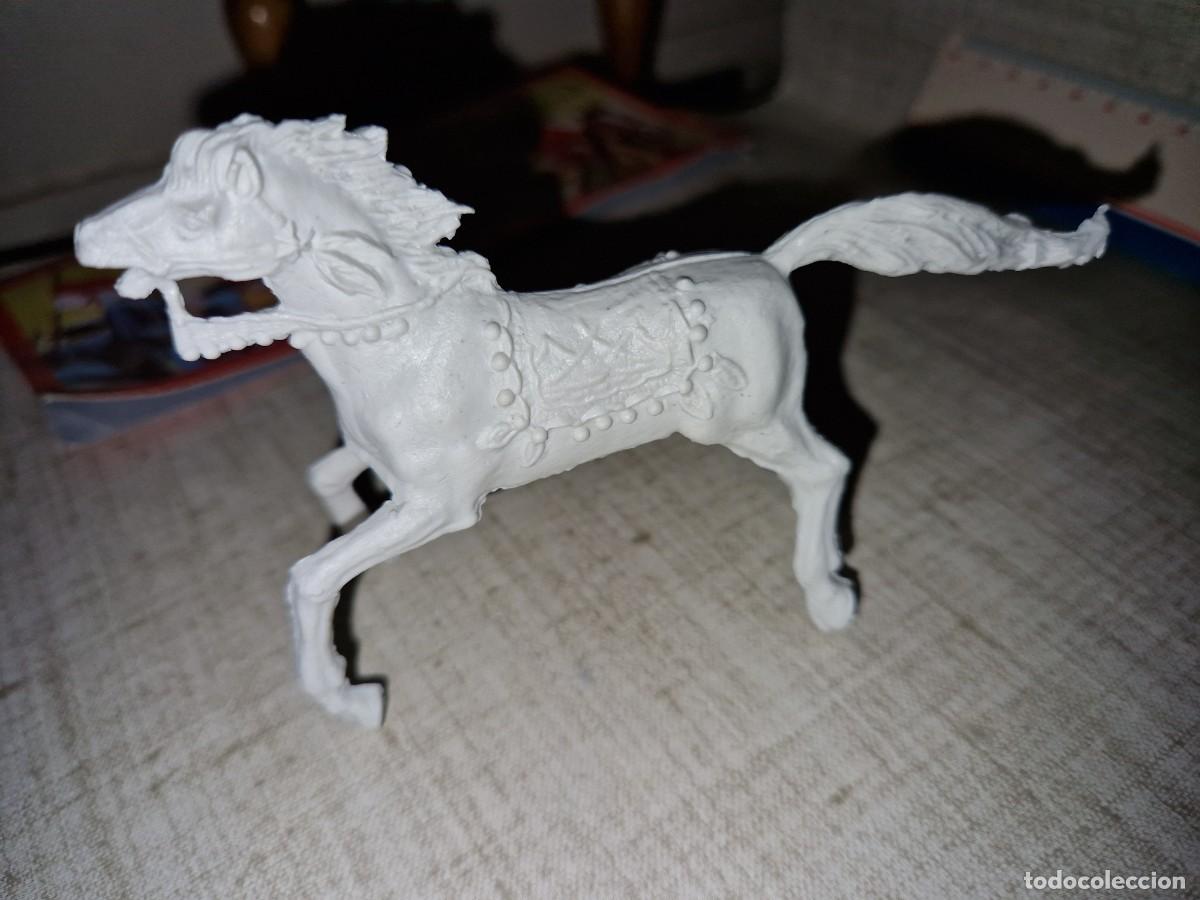 Figuras de goma y PVC: CABALLO FIGURA OESTE - Foto 1