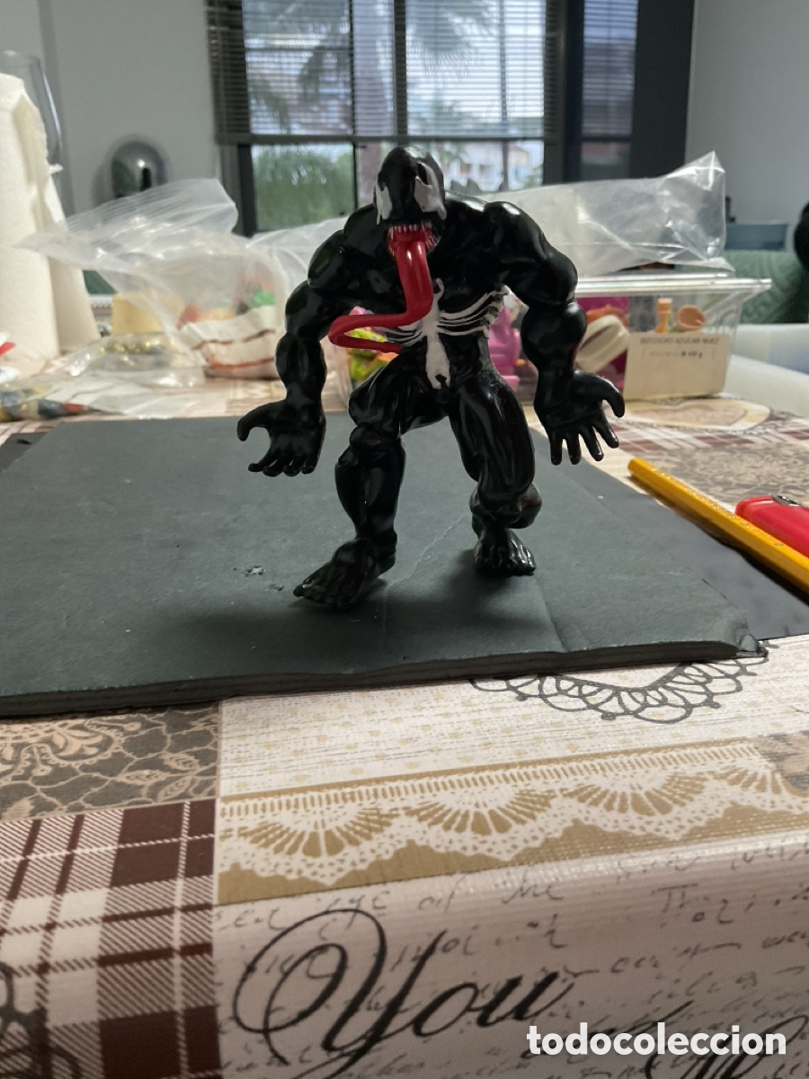 Figuras de goma y PVC: Figura Venom Marvel comansi - Foto 1