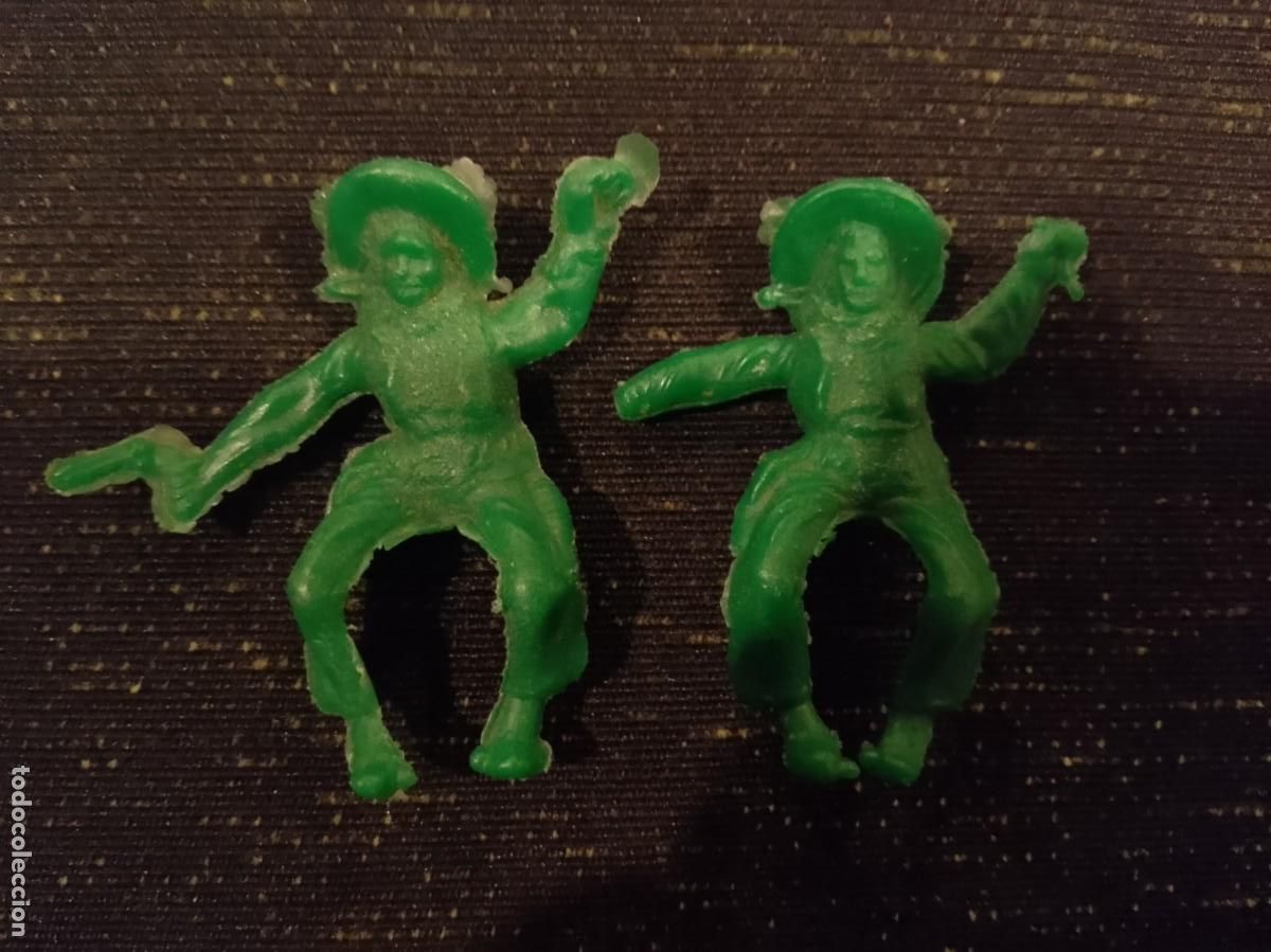 Figuras de goma y PVC: lote indios y vaqueros - sin clasificar - Foto 1