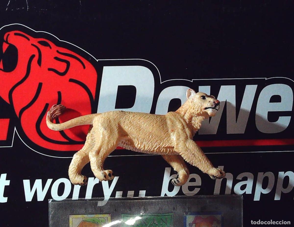 Figuras de Goma y PVC: LEONA DE GOMA PVC ANIMALES DE JUGUETE