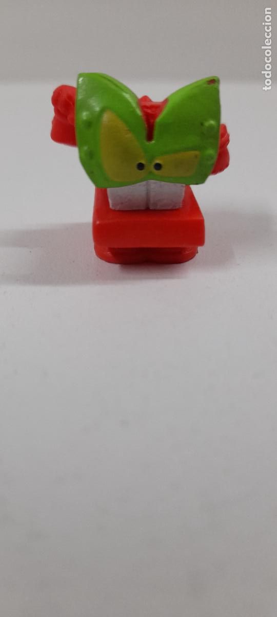 Figuras de goma y PVC: SUPER THINGS / SUPERZINGS - Foto 1