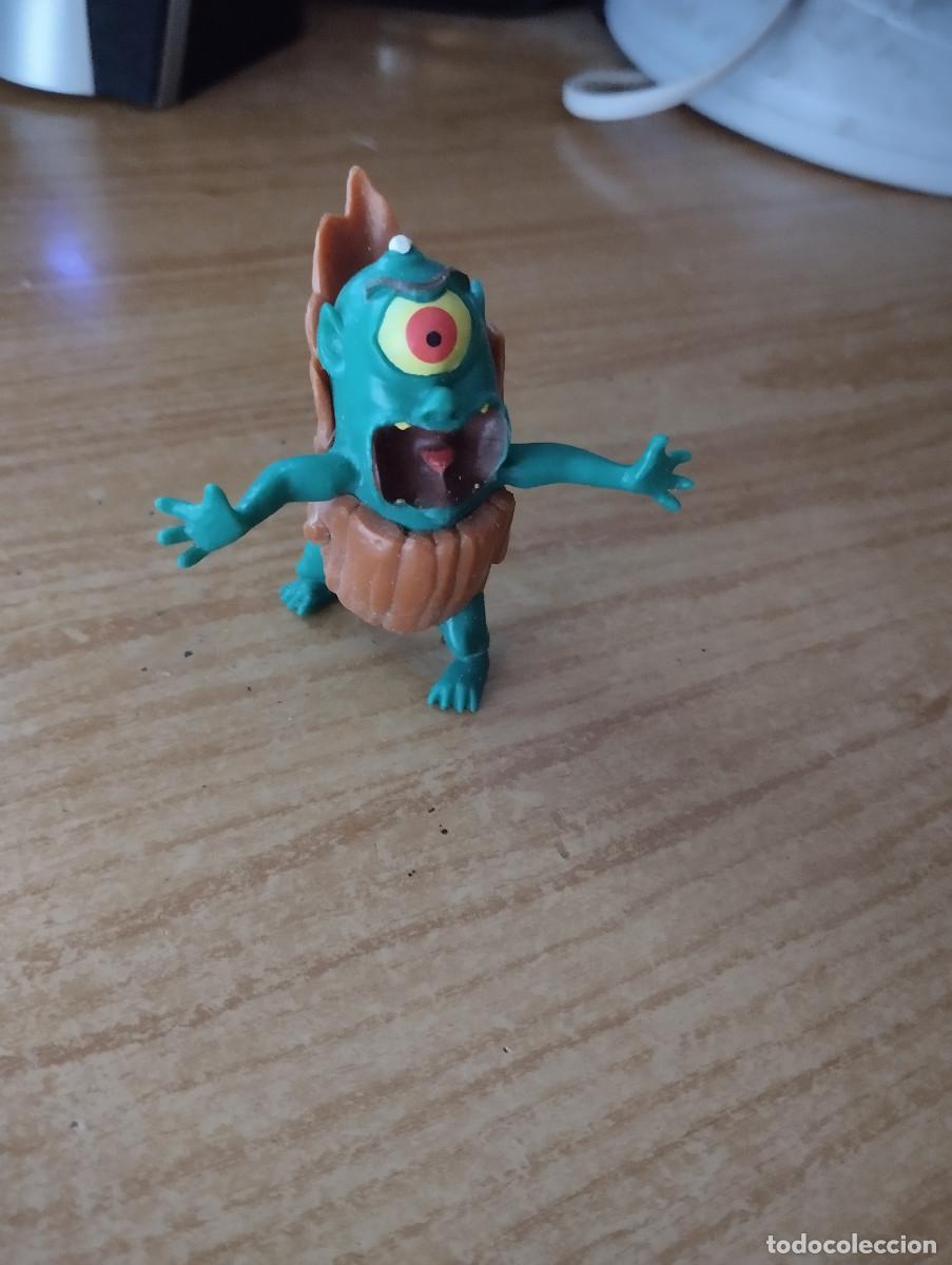 Figuras de goma y PVC: figura invizimals cyclops - Foto 1