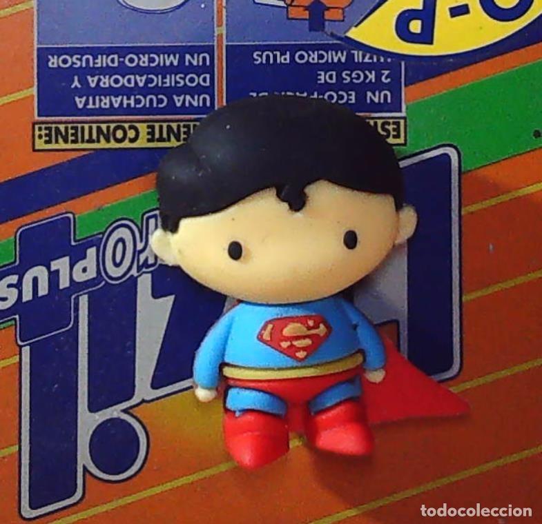 Figuras de goma y PVC: SUPERMAN SD FIGURA SQUIZZY - Foto 1