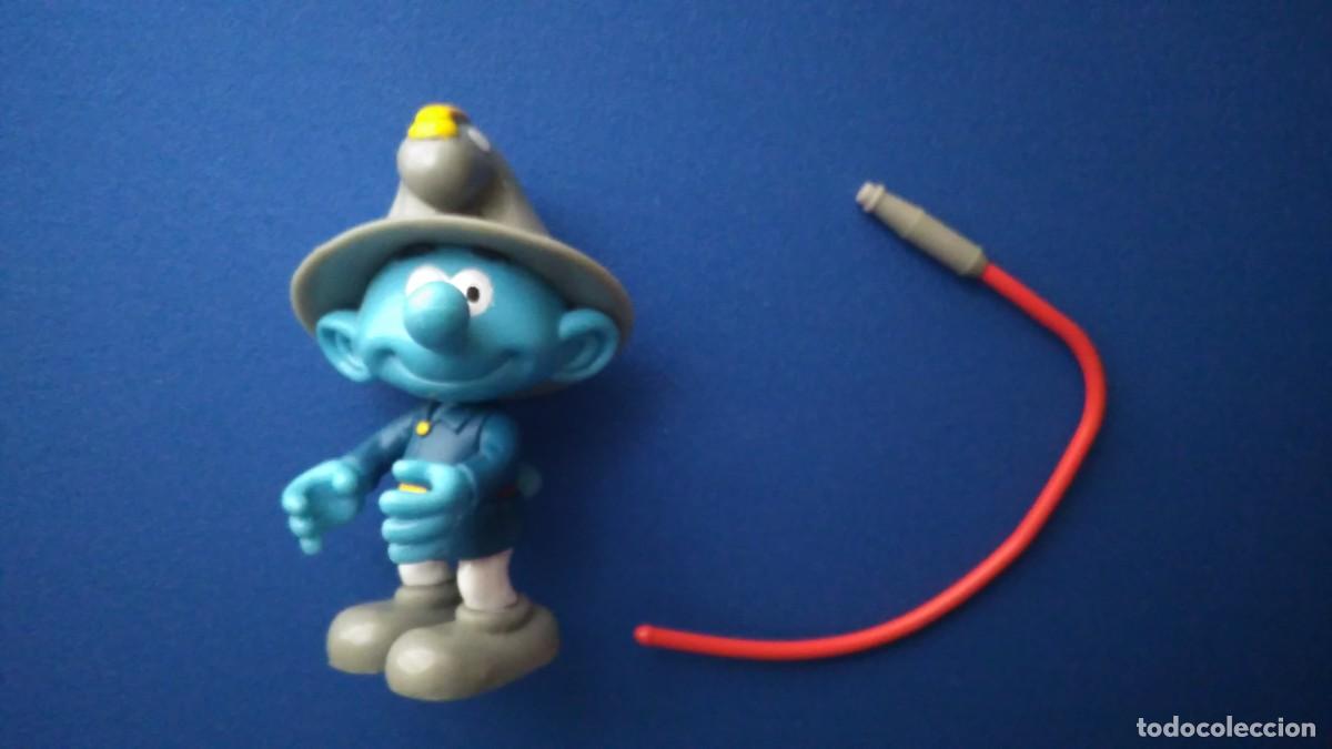 Figuras de goma y PVC: PITUFO BOMBERO DE PEYO 2013 - Foto 1