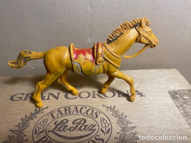 Figure di Gomma e PVC: Caballo grande Comasi.