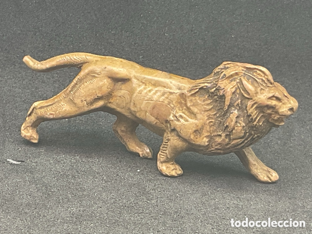 Figuras de goma y PVC: Antigua Figura en Goma. Leon de Pech Hermanos. - Foto 1