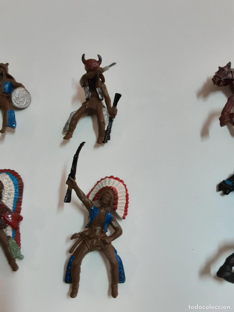 Figuras de goma y PVC: Caballos e indios pvc - Foto 2