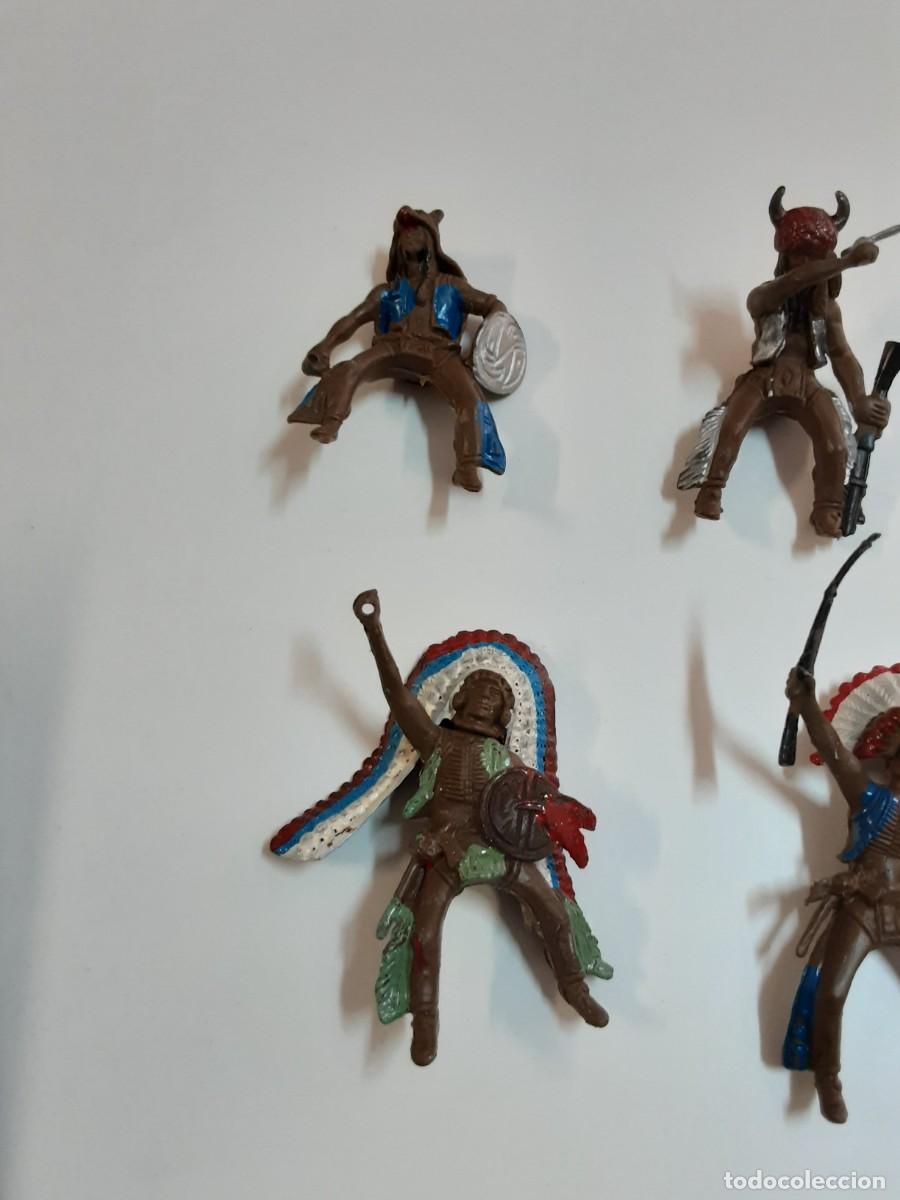 Figuras de goma y PVC: Caballos e indios pvc - Foto 3