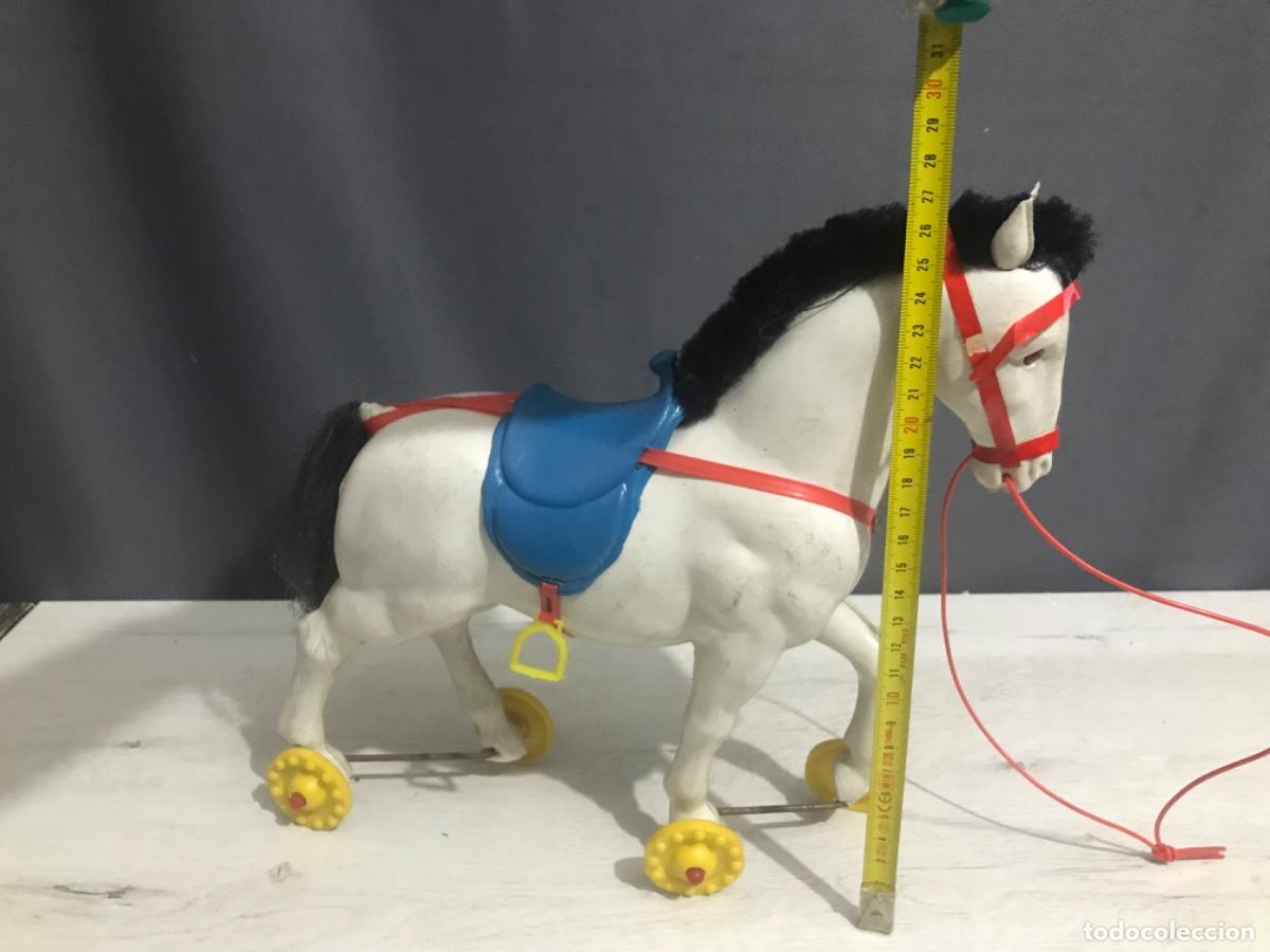 Figuras de goma y PVC: Curioso caballo de arrastre - Foto 10