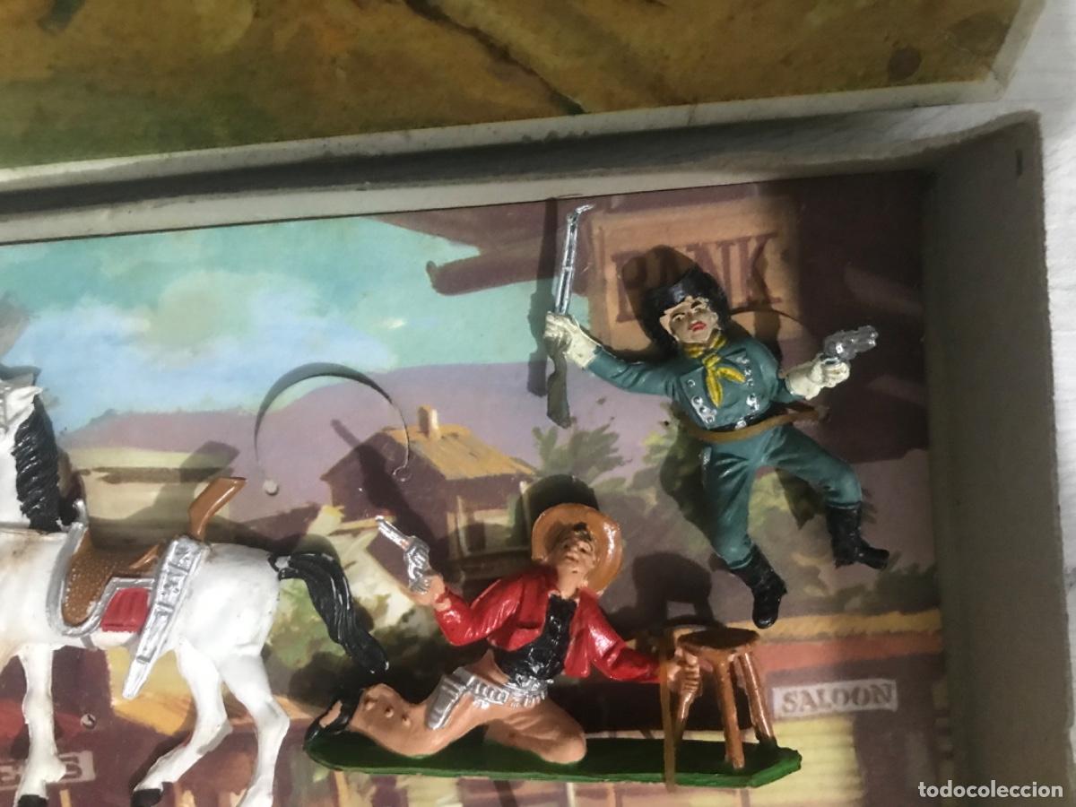 Figuras de goma y PVC: Caja federales de comansi ref 157 - Foto 7