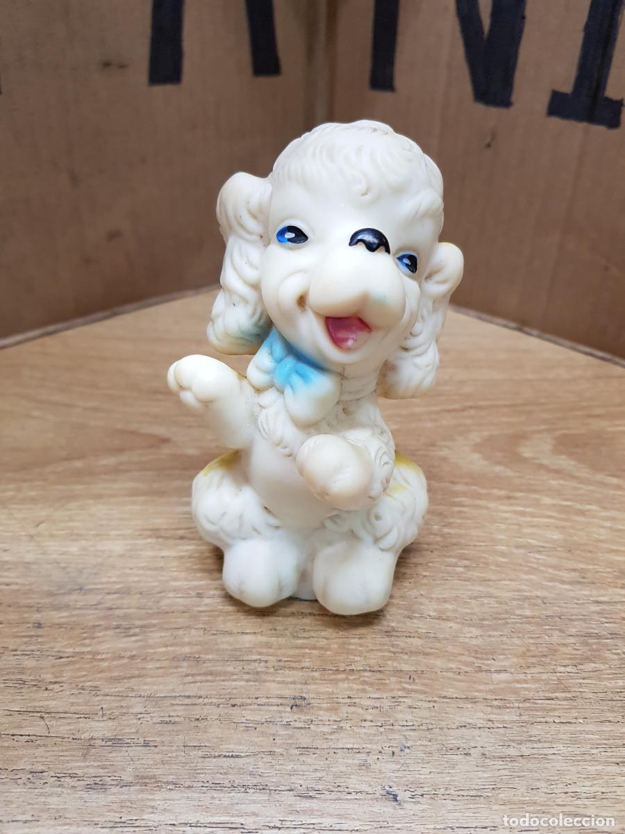Figuras de goma y PVC: ANTIGUO MU&Ntilde;ECO DE GOMA- PERRITO - Foto 1