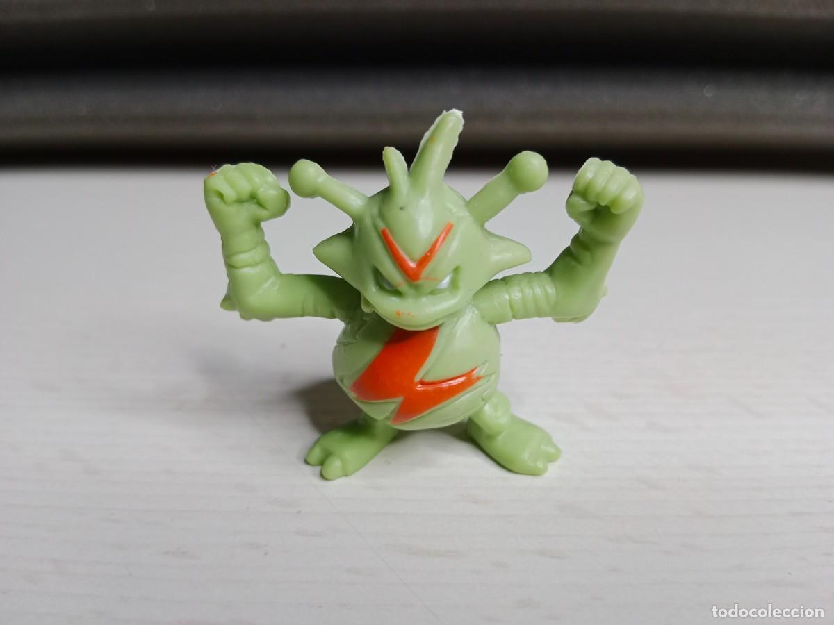 Figuras de goma y PVC: Figura tipo Electabuzz Pok&eacute;mon 4cm - Foto 1