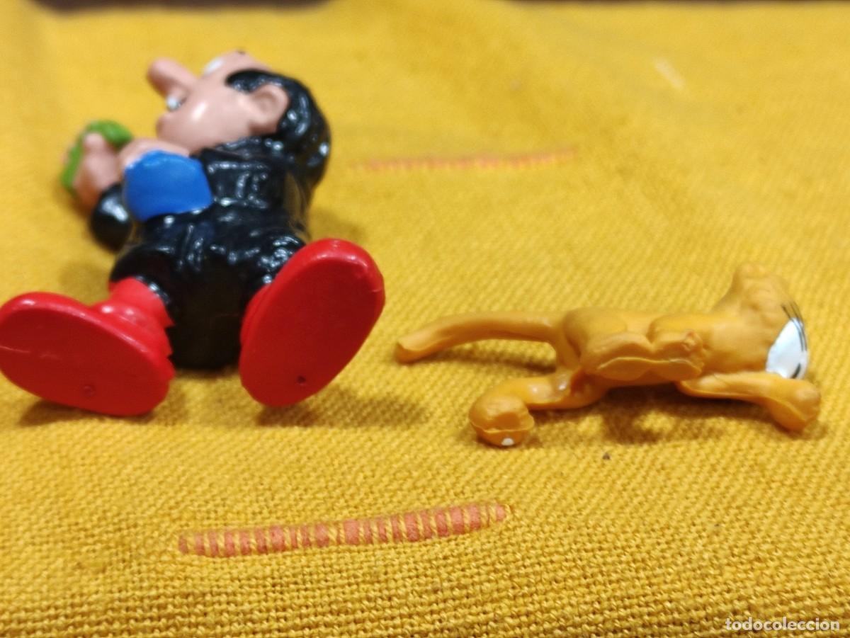Figuras de goma y PVC: Gargamel y azrael, pitufos - Foto 3