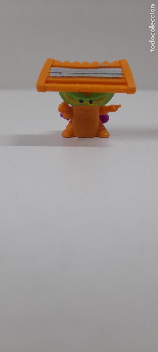 Figuras de goma y PVC: SUPER THINGS / SUPERZINGS - Foto 1
