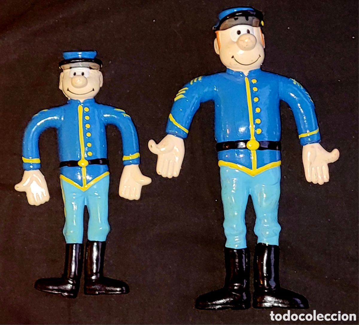 Figuras de Goma y PVC: Bonito lote 2 figuras pvc flexi goma serie Les Tuniques Bleues marca Dupuis