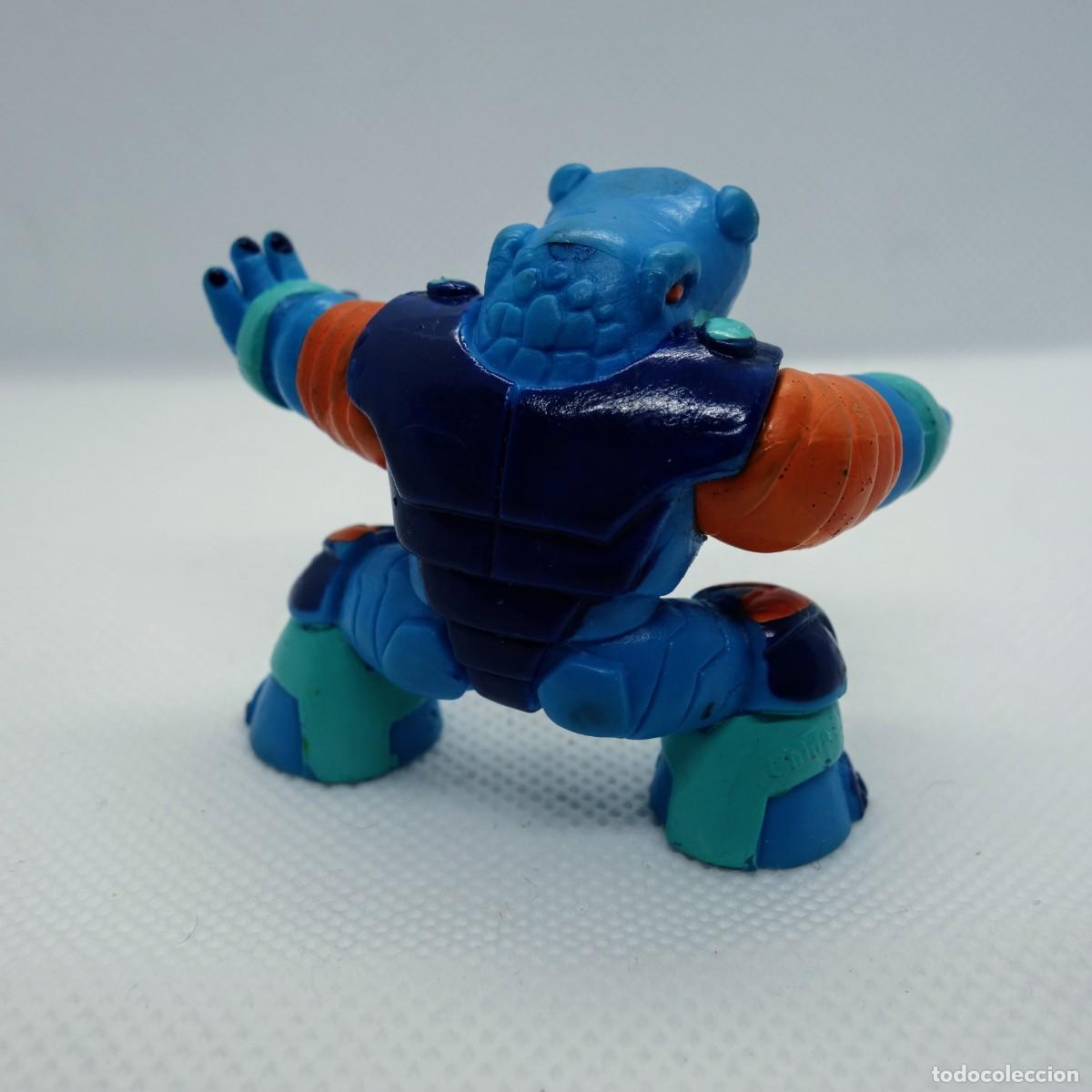 Figuras de goma y PVC: Gormiti Figura con conector para base - Foto 2