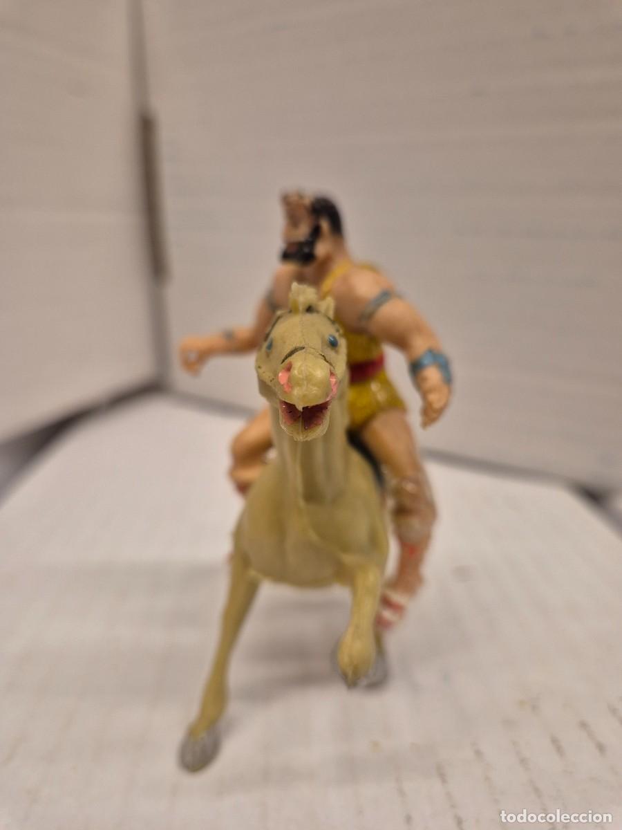 Figuras de goma y PVC: Taurus a caballo.Estereoplast - Foto 1