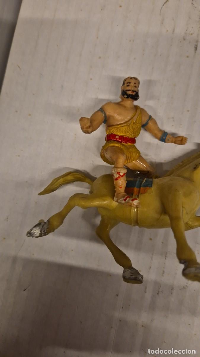 Figuras de goma y PVC: Taurus a caballo.Estereoplast - Foto 5
