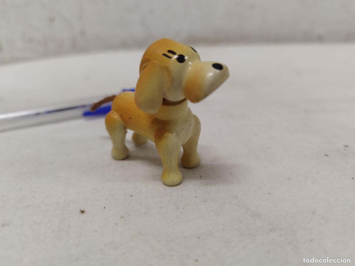Figuras de Borracha e PVC: Antigua figura, mu&ntilde;eco de madera. De un perro, Decoraci&oacute;n reposter&iacute;a, pastel.