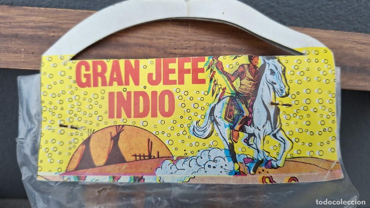Figuras de goma y PVC: Bolsa de INDIOS y CABALLOS Gran Jefe Indio - Foto 2
