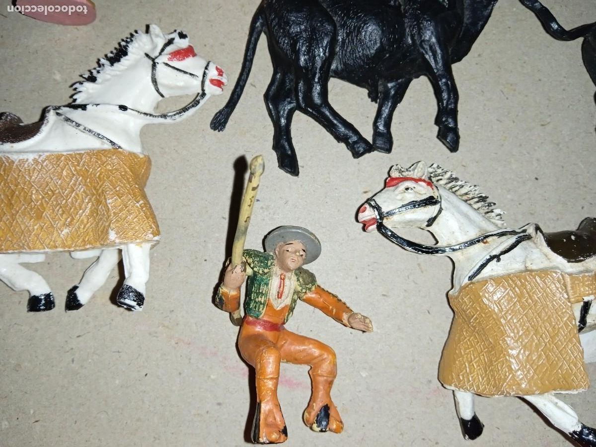 Figuras de goma y PVC: TOROS y TOREROS, TEIXIDO - Foto 6