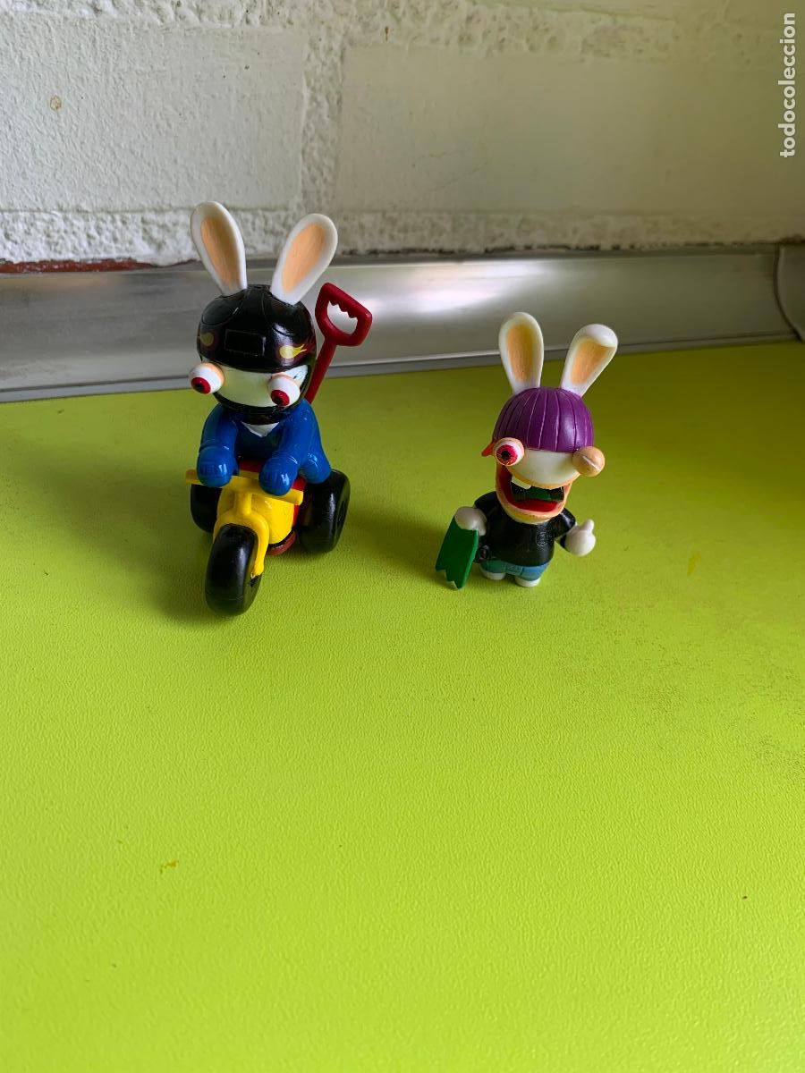Figuras de goma y PVC: Figura raving rabbids ubisoft - Foto 1