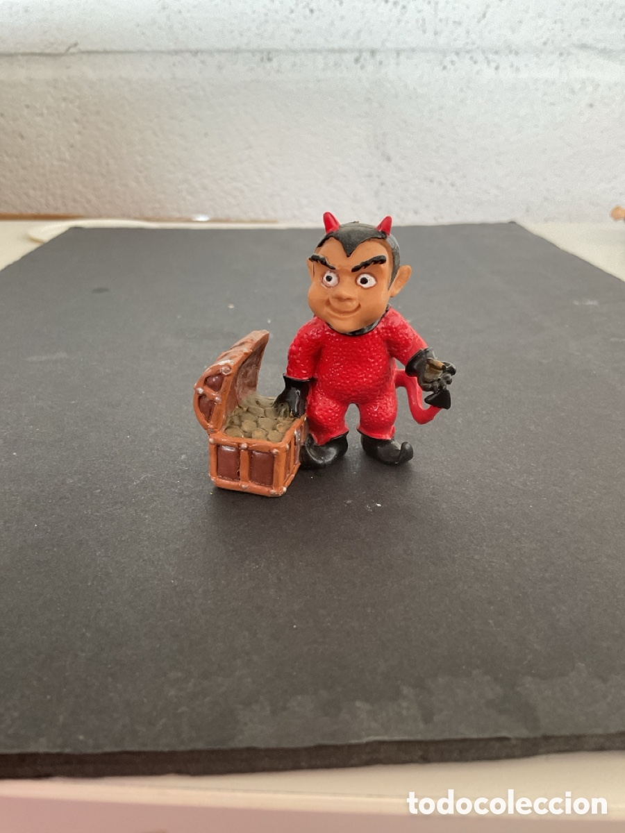 Figuras de goma y PVC: Figura pvc comic spain Denomio Codicia - Foto 1