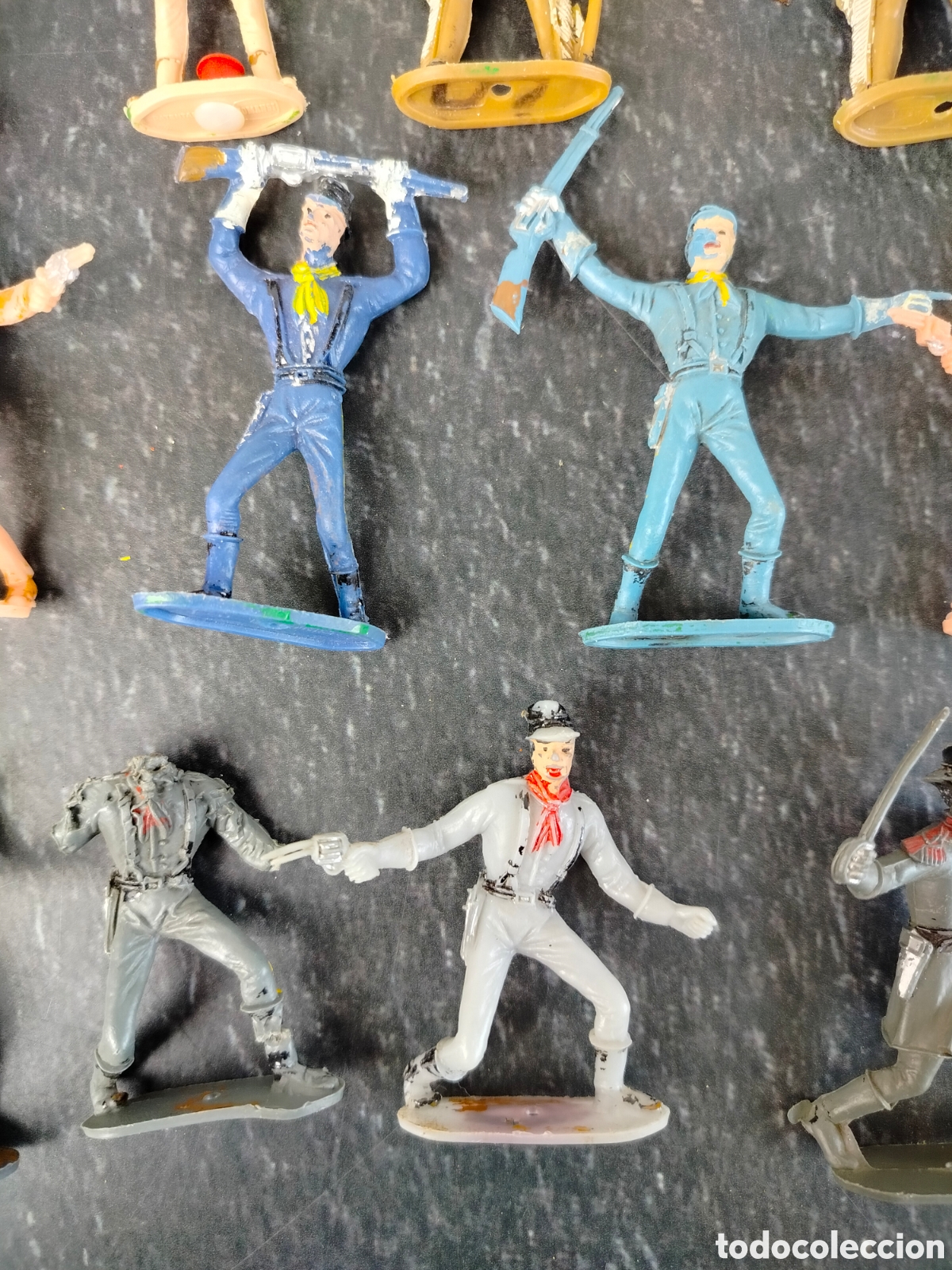 Figuras de goma y PVC: lote indios y vaqueros pintados COMANSI - Foto 6