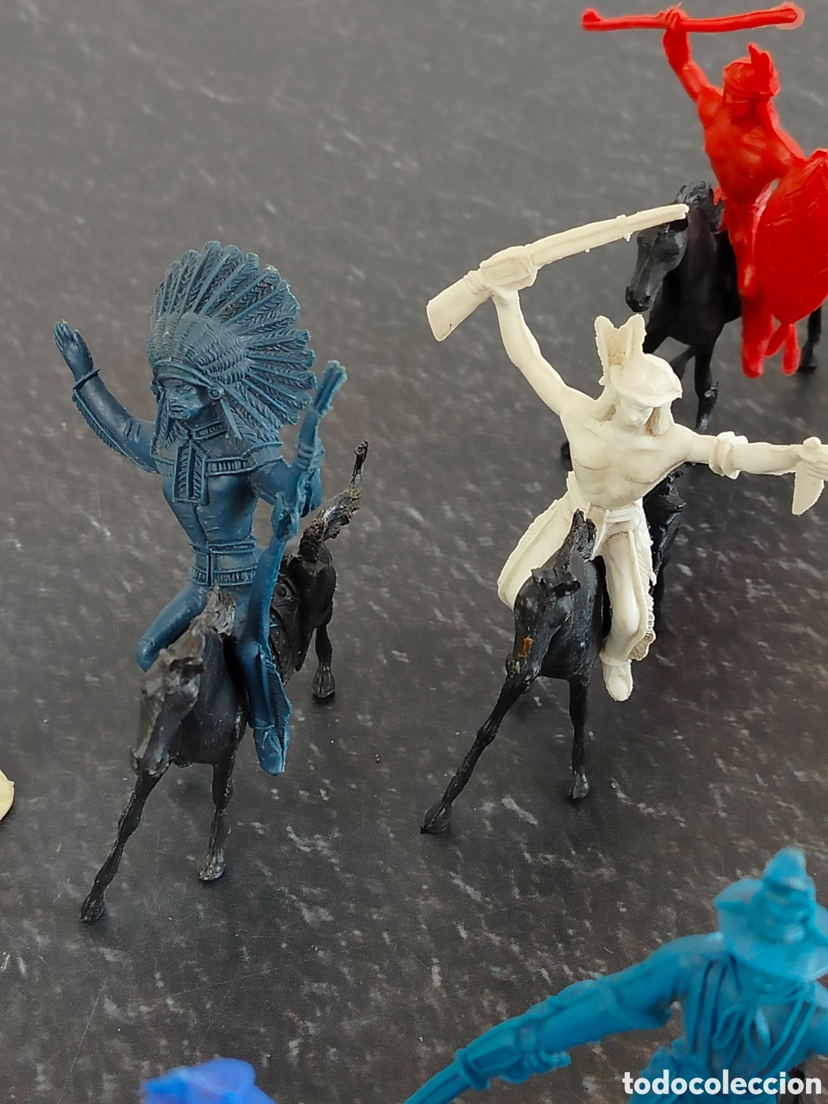 Figuras de goma y PVC: Lote indios y vaqueros de COMANSI monocolor - Foto 7