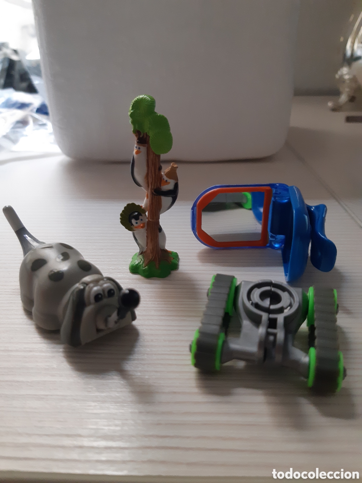 Figuras de goma Kinder: Juguetes kinder sorpresa - Foto 1