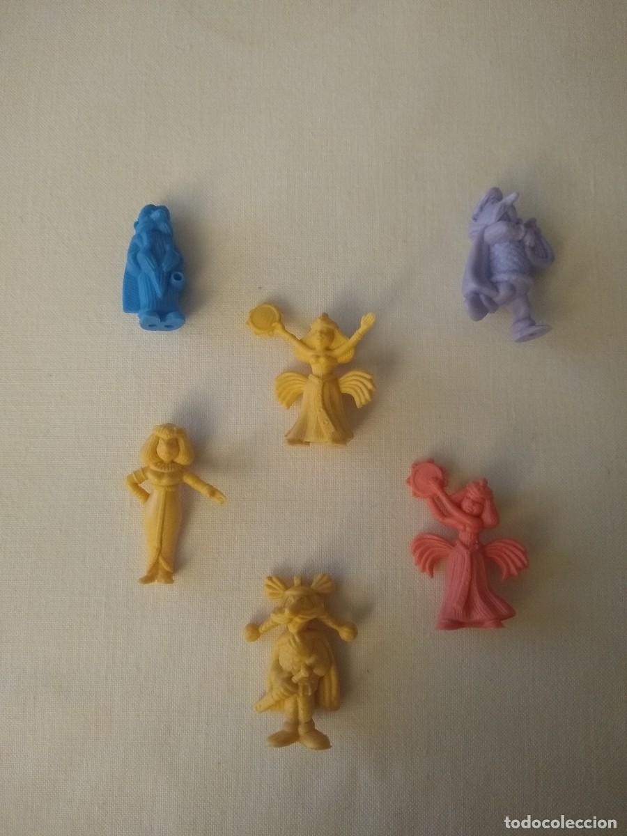 Figuras de goma y PVC: Conjunto de figuras tipo Dunkin de Ast&eacute;rix - Foto 1