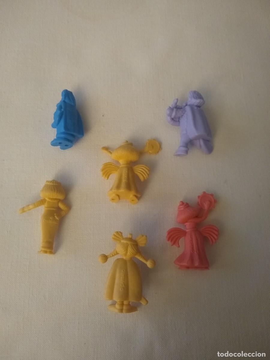 Figuras de goma y PVC: Conjunto de figuras tipo Dunkin de Ast&eacute;rix - Foto 2