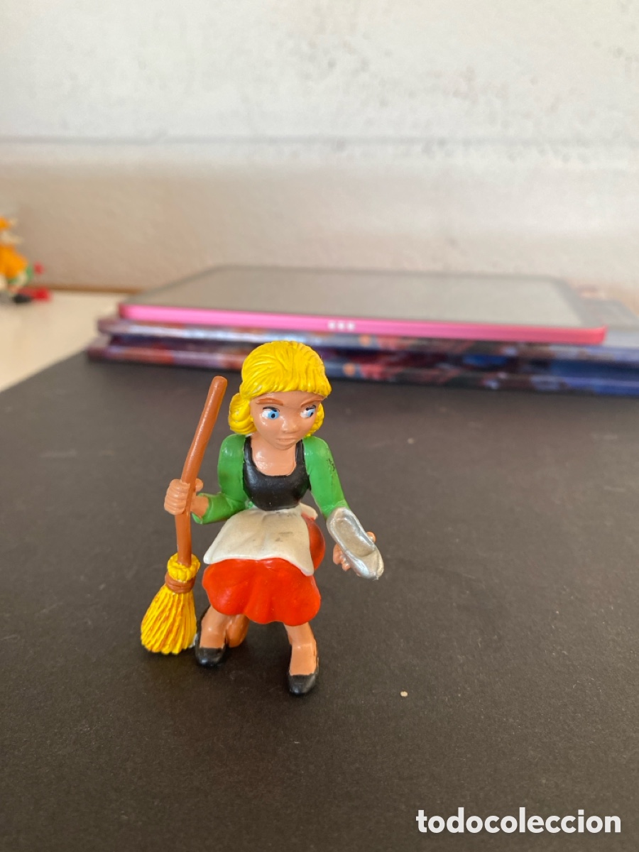 Figuras de goma y PVC: Figura pvc Comics Spain La Cenicienta - Foto 1
