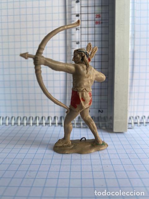 Figuras de goma y PVC: Indio con Arco. Reamsa 95 - Foto 3