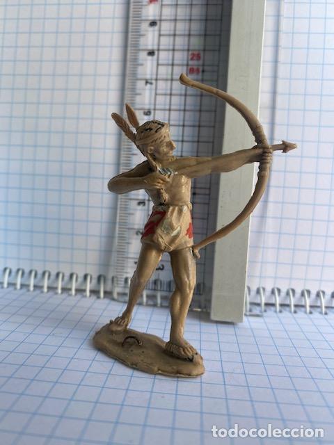 Figuras de goma y PVC: Indio con Arco. Reamsa 95 - Foto 1