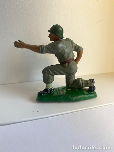 Figuras de goma y PVC: Servidor de ca&ntilde;on Americano. Pech - Foto 2