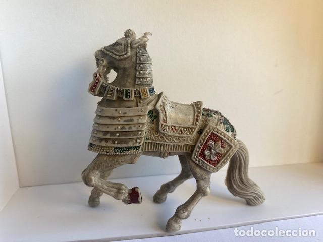 Figuras de goma y PVC: Caballo Medieval Lafredo - Foto 2