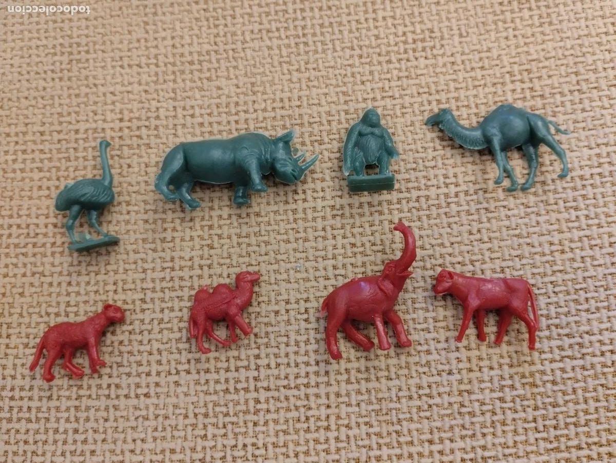 Figuras de goma y PVC: Animales Dunkin antiguos - Foto 1