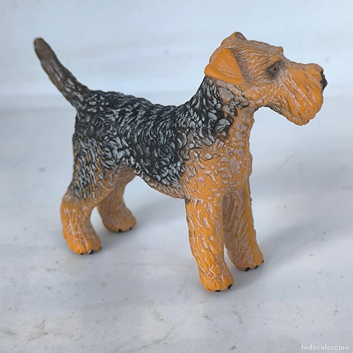Figuras de goma y PVC: perro airedale terrier schleich 2004 - Foto 2